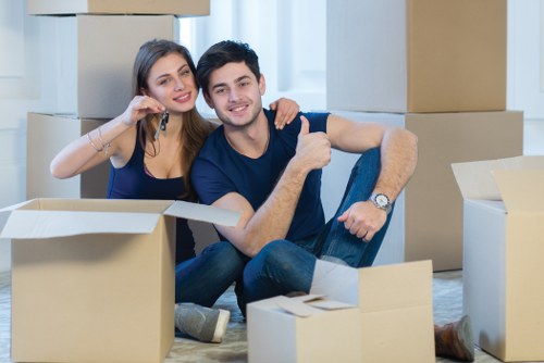 Moving planning for Putney removals in a local home setting