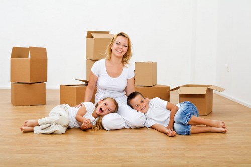 Local removals team planning access and parking in Putney